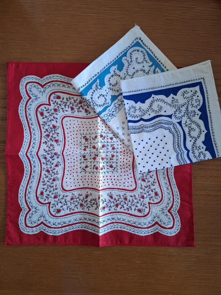 Originele vintage boeren zakdoeken rood, blauw, lichtblauw, Ophalen, Zo goed als nieuw, Overige thema's, Accessoires