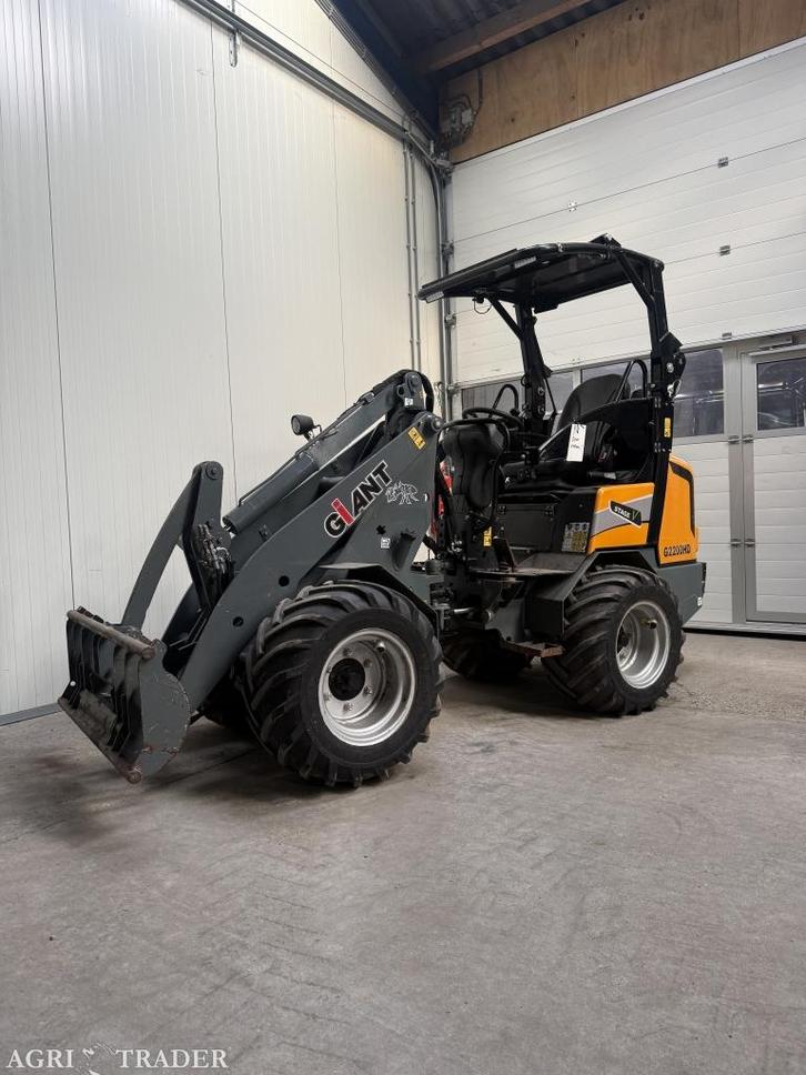 Giant g2200 HD ( 430 uur ), Zakelijke goederen, Machines en Bouw | Kranen en Graafmachines, Wiellader of Shovel, Ophalen of Verzenden
