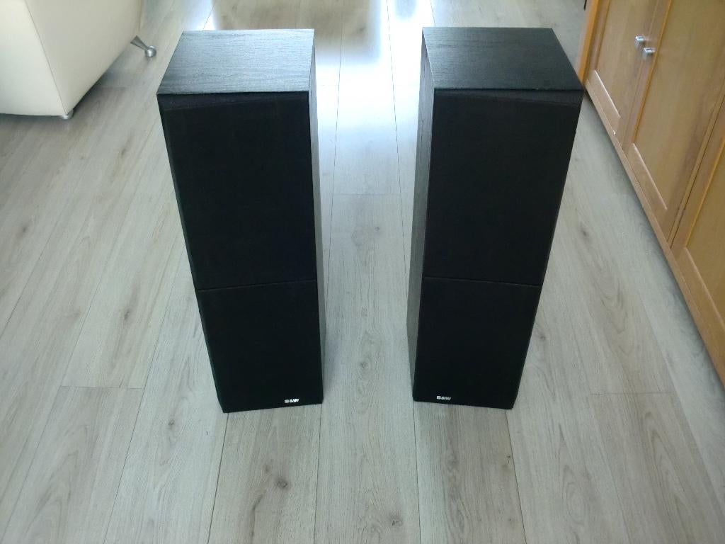 B&W 203i zeer goed klinkende luidsprekers v203 i Vette Bass, Ophalen, Zo goed als nieuw, 60 tot 120 watt, Bowers & Wilkins (B&W)