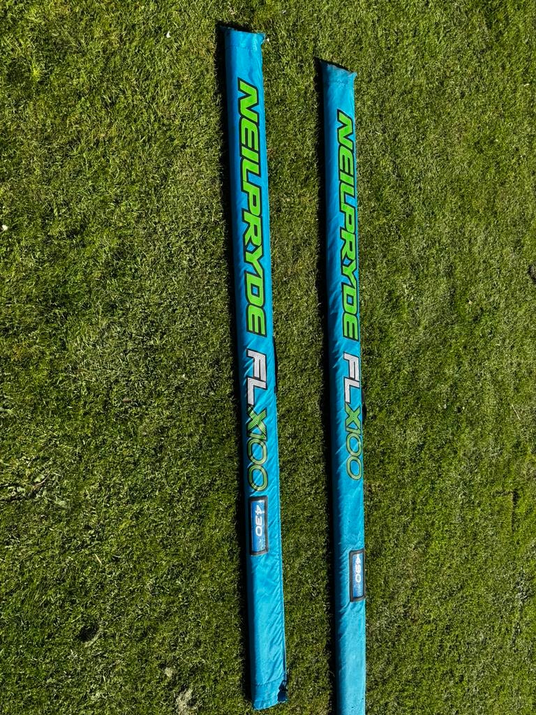Neilpryde FLX100 430 en 490, Ophalen, Minder dan 250 cm, Mast, Zo goed als nieuw