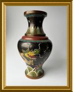 Cloisonne vaas met afbeelding draken, Ophalen of Verzenden