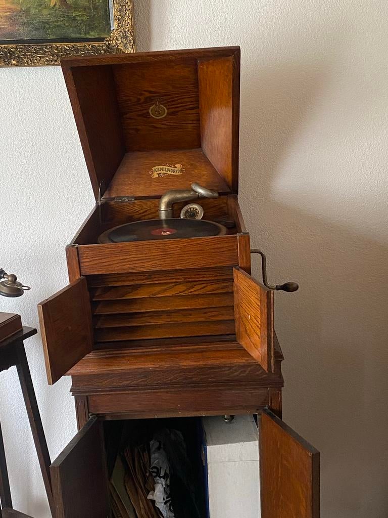 Antieke Platenspeler met Geïntegreerde Luidspreker en Opberg, Audio, Tv en Foto, Platenspelers, Ophalen, Gebruikt, Platenspeler