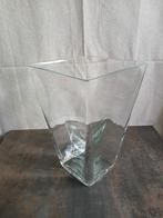 Grote doorzichtige glazen vaas trechter model, Ophalen, Gebruikt, Overige kleuren, Glas