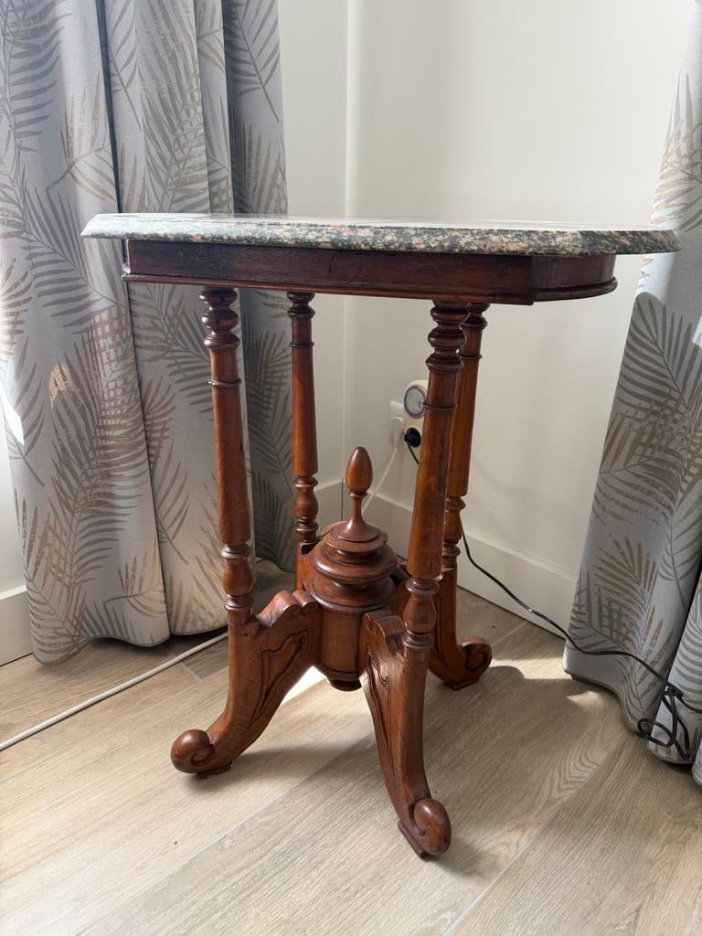 Antieke statafel met marmeren blad, Huis en Inrichting, Tafels | Bijzettafels, Gebruikt, Overige vormen, 60 cm of meer, 55 tot 75 cm