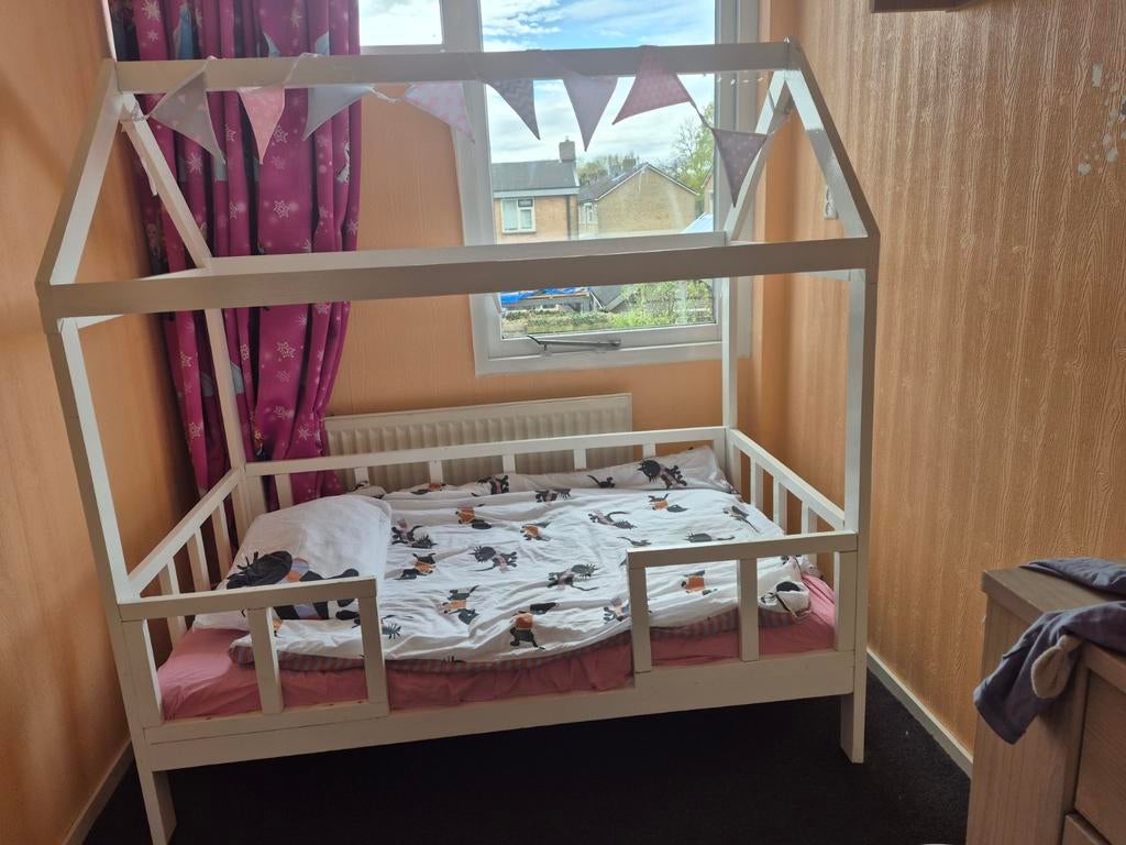 Peuter/kleuterbed, Kinderen en Baby's, Kinderkamer | Bedden, Ophalen, Gebruikt, 70 tot 85 cm, 140 tot 160 cm