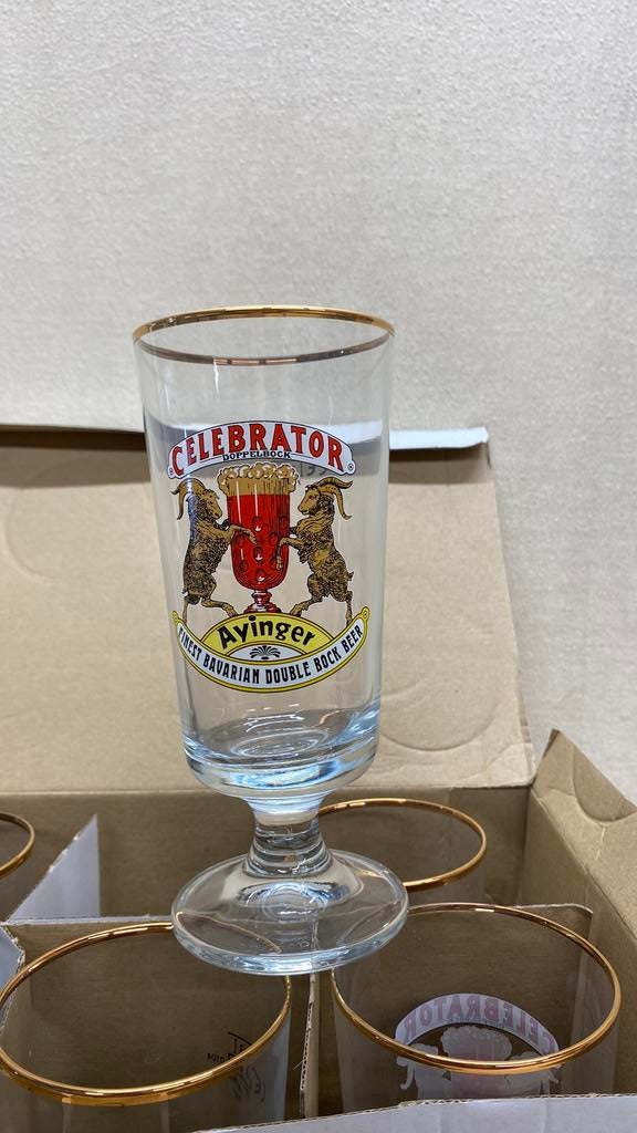 Bierglazen, Ophalen of Verzenden, Zo goed als nieuw, Glas of Glazen