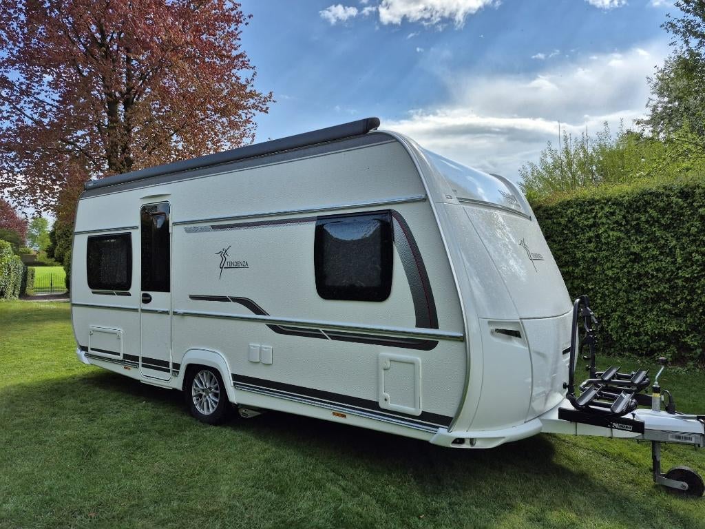 Caravan Fendt Tendenza 465 SFB (2021), Caravans en Kamperen, Particulier, Fendt, Vast bed, 5 tot 6 meter