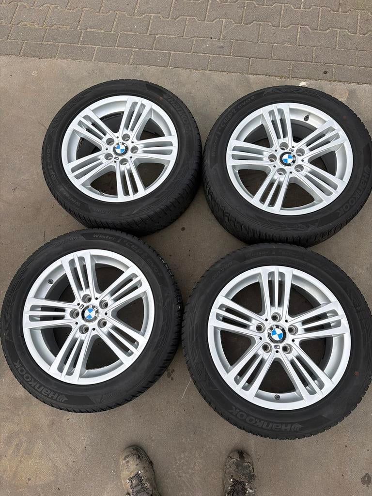 Originele BMW X3 18 inch velgen met winterbanden, Auto-onderdelen, Ophalen, 18 inch, Banden en Velgen, Winterbanden