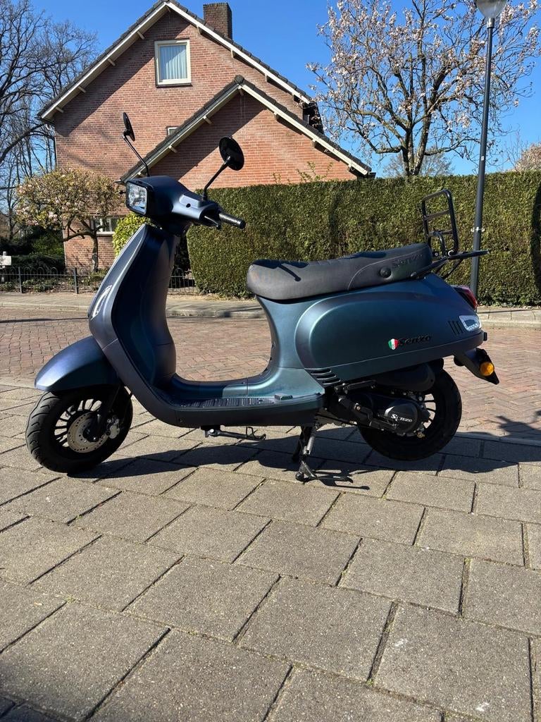 Senzo RivaLux special kameleon scooter, Ophalen, Zo goed als nieuw, Overige typen, Overige merken