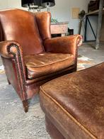 Exclusieve royale schapenleren oorfauteuil met hocker., Ophalen, ., ., .