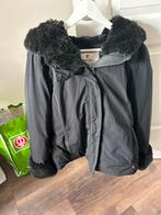 Woolrich luxury boulder jacket fake fur black, Ophalen, Zo goed als nieuw, Maat 42/44 (L), Zwart