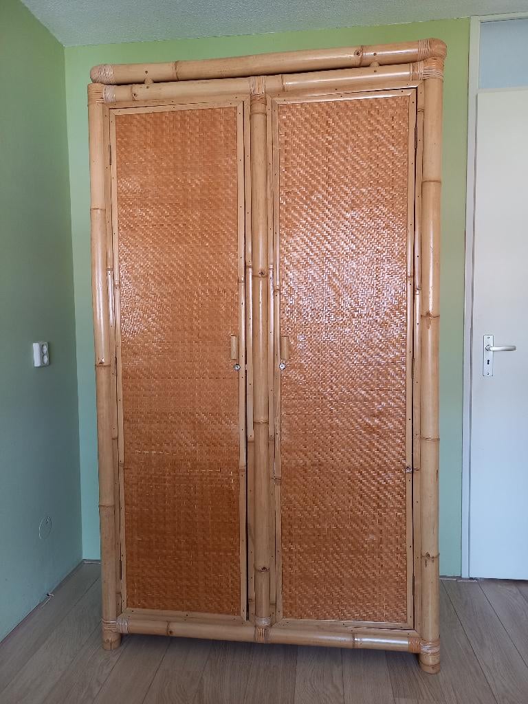 Vintage bamboe kledingkast met rotan deuren – 205 cm, Huis en Inrichting, Kasten | Kledingkasten, Ophalen, Overige materialen