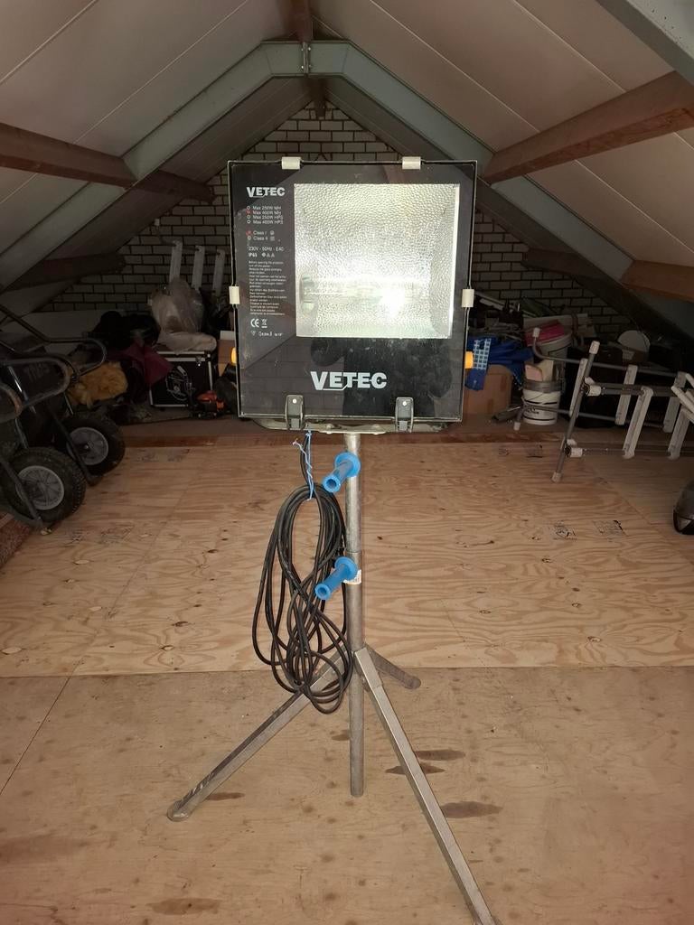VETEC Bouwlamp / Werkspot met Statief - 400W MH, Gebruikt, Met statief, Ophalen of Verzenden, Lamp met armatuur