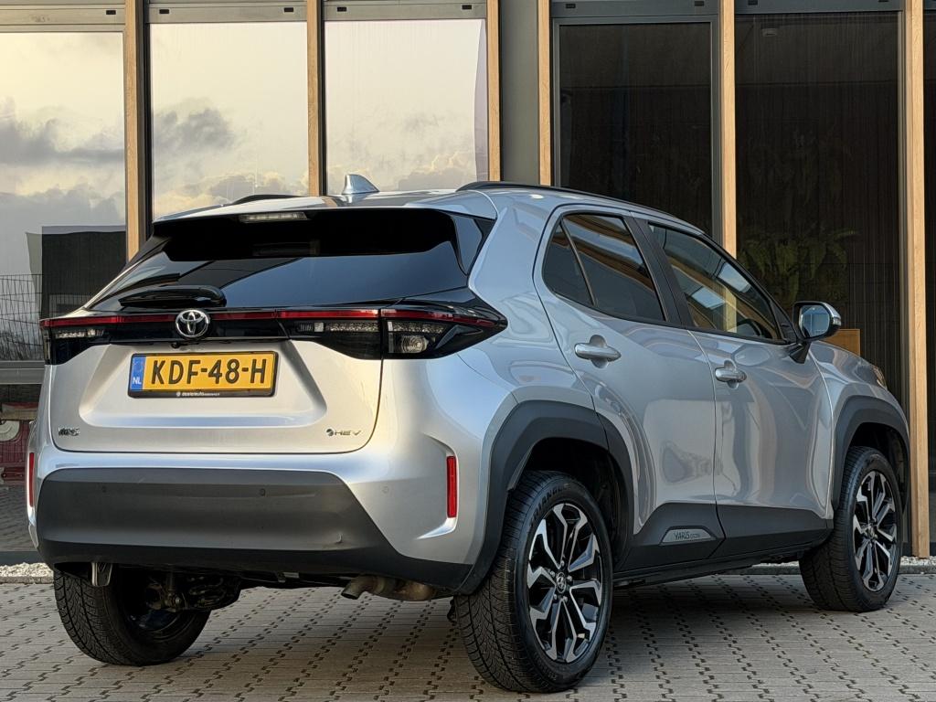 Toyota Yaris Cross 1.5 Hybr 115 Dynamic | Parkeersensoren V+, Auto's, Stof, Gebruikt, 1165 kg, 1490 cc