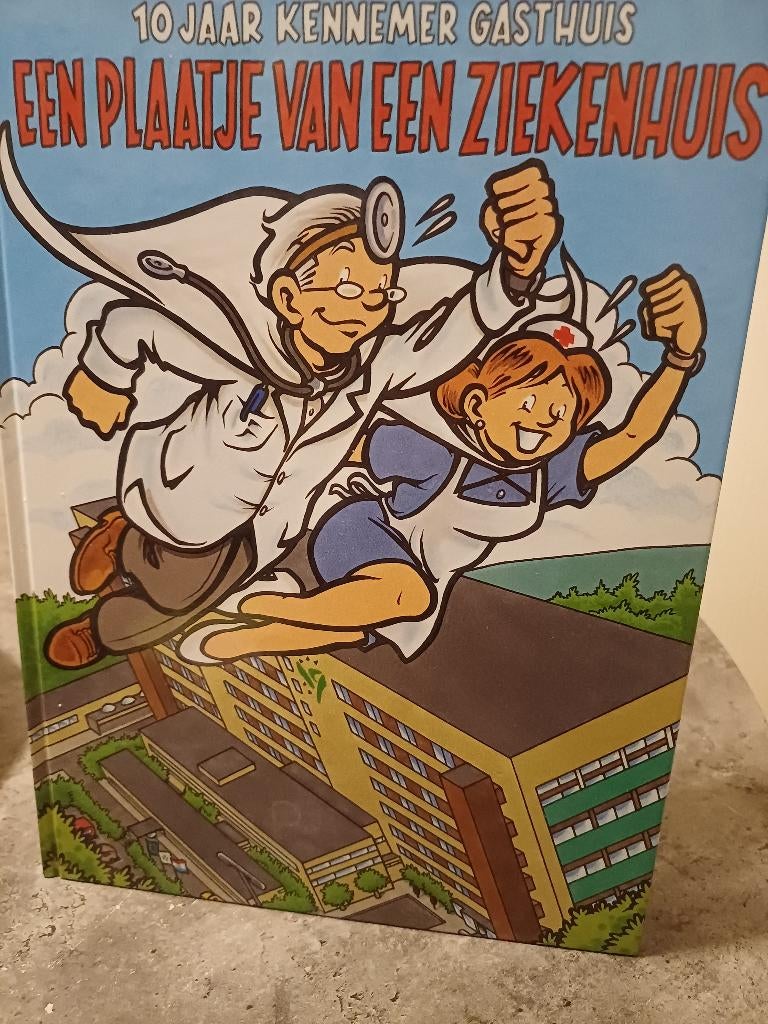 100 jaar kennemer gasthuis   / Haarlem, Eén stripboek, Ophalen of Verzenden, Zo goed als nieuw