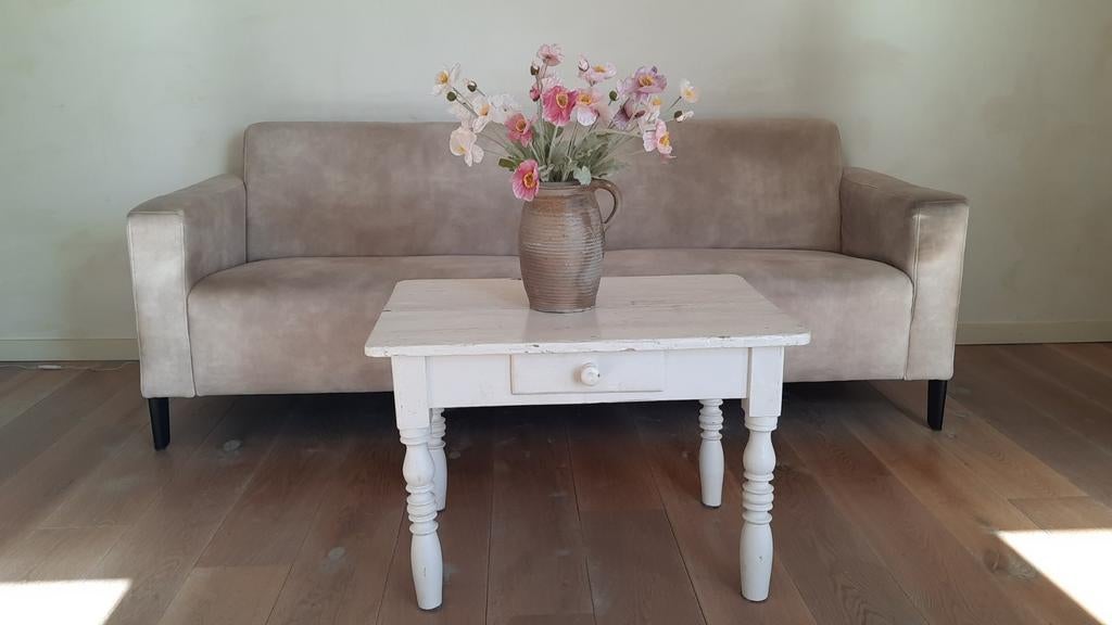 Brocante salon tafel (nuzzelspul), Antiek en Kunst, Curiosa en Brocante, Ophalen