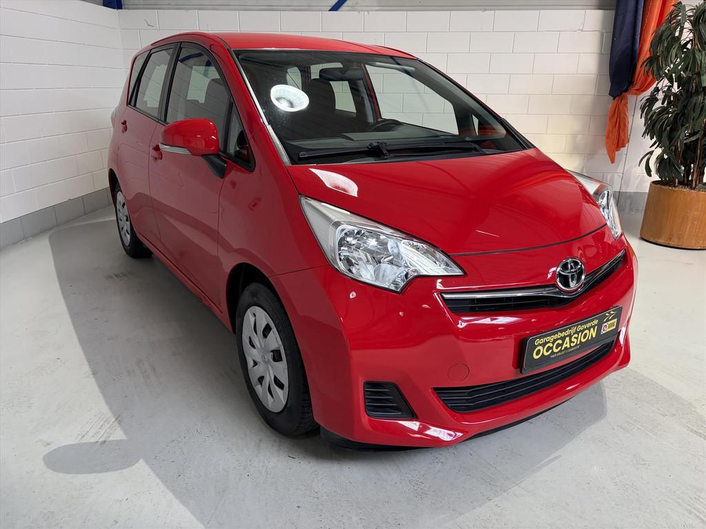 Toyota Verso-S 1.3 VVT-I 99pk 6-bak, airco, trekhaak, Keurmerk '100% Onderhouden', Euro 5, Stof, Gebruikt
