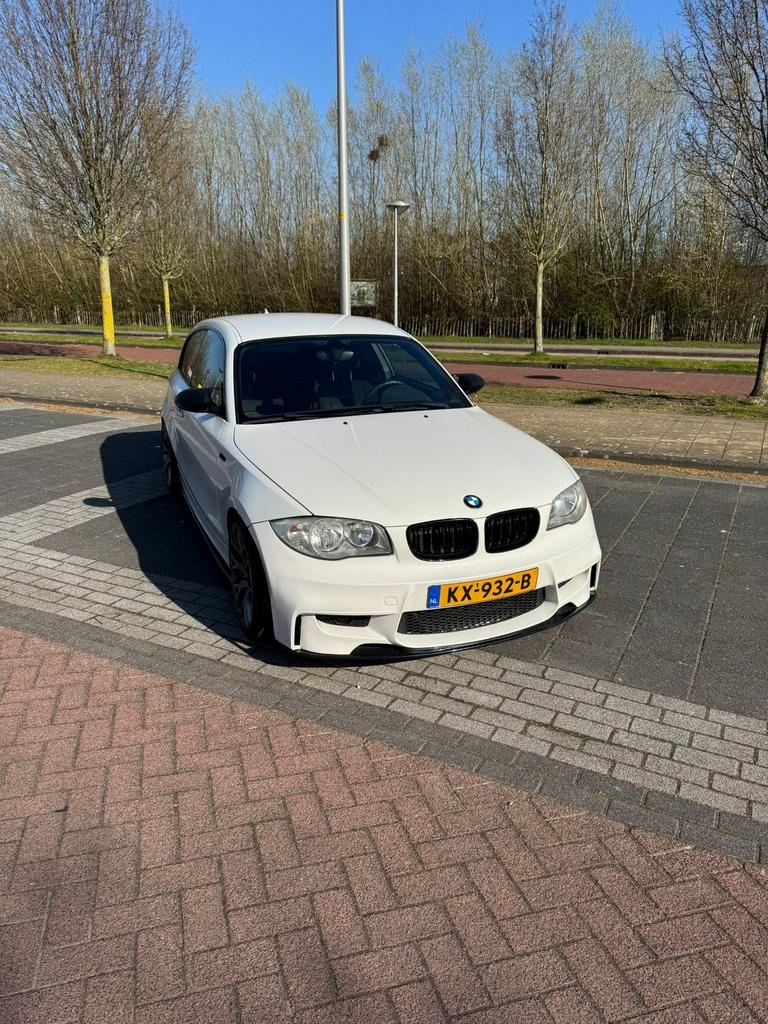BMW 1-Serie 1.6 I 116 3DR 2008 Wit, Auto's, 1-Serie, 4 cilinders, 1200 kg, Particulier