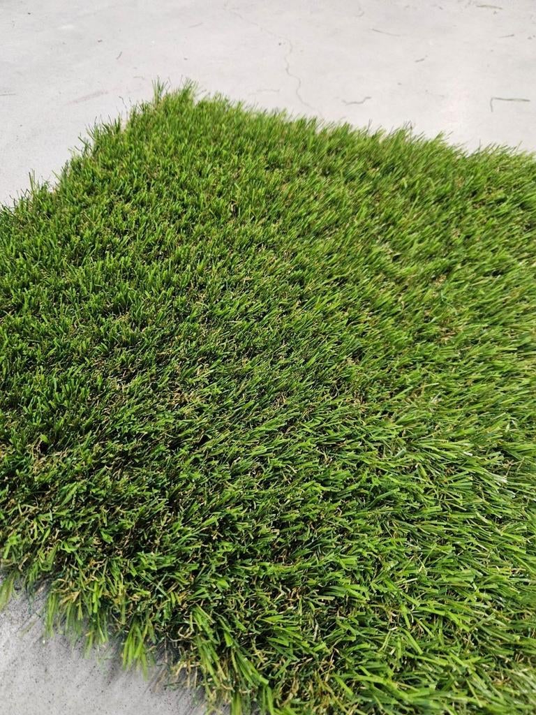 Mega aanbieding kunstgras coupon 45mm 5.60 x 4.00 ( 22.4m2), Tuin en Terras, Gras en Kunstgras, Ophalen of Verzenden, Nieuw, 20 m² of meer