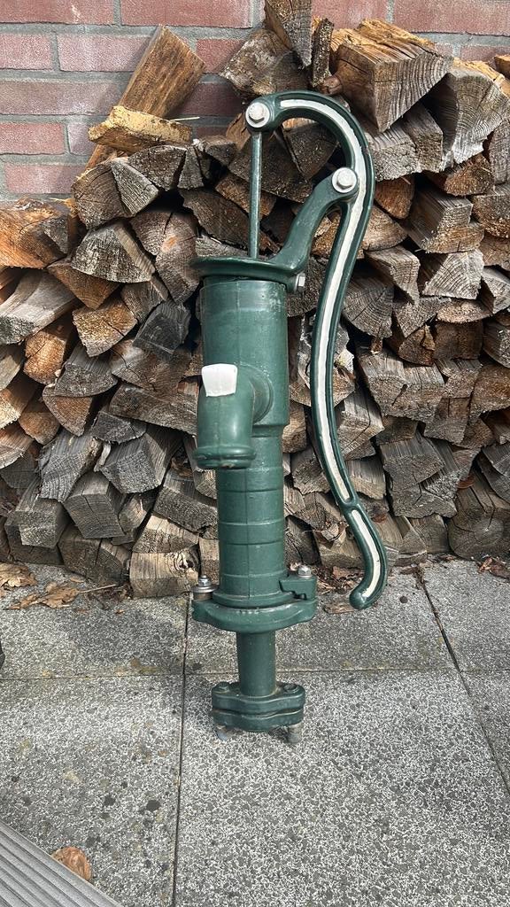 Groene handwaterpomp, Ophalen of Verzenden, Gebruikt, Handmatig, Overige typen