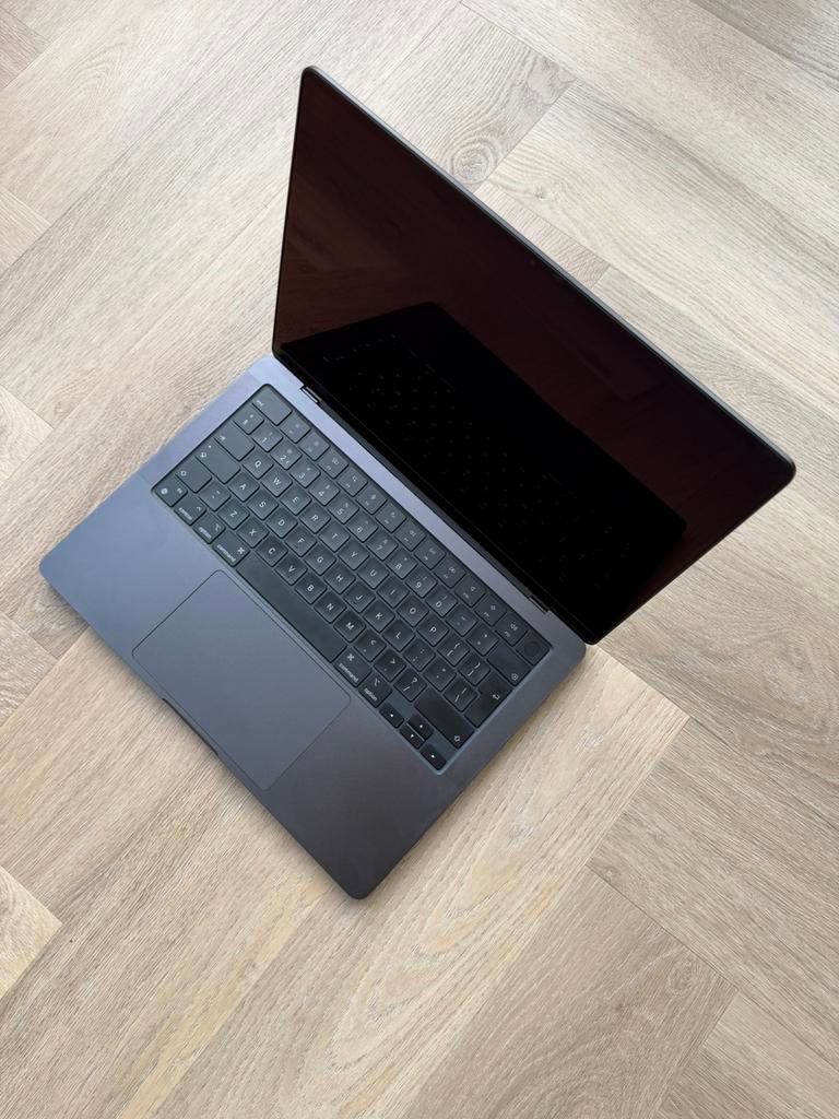 Macbook pro 14 inch M3 pro chip, Overige groottes, Zo goed als nieuw, 4 Ghz of meer, Ophalen
