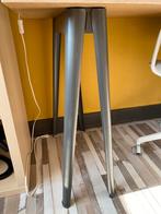 IKEA Bureau poten (2x), Ophalen, Zo goed als nieuw, Bureau