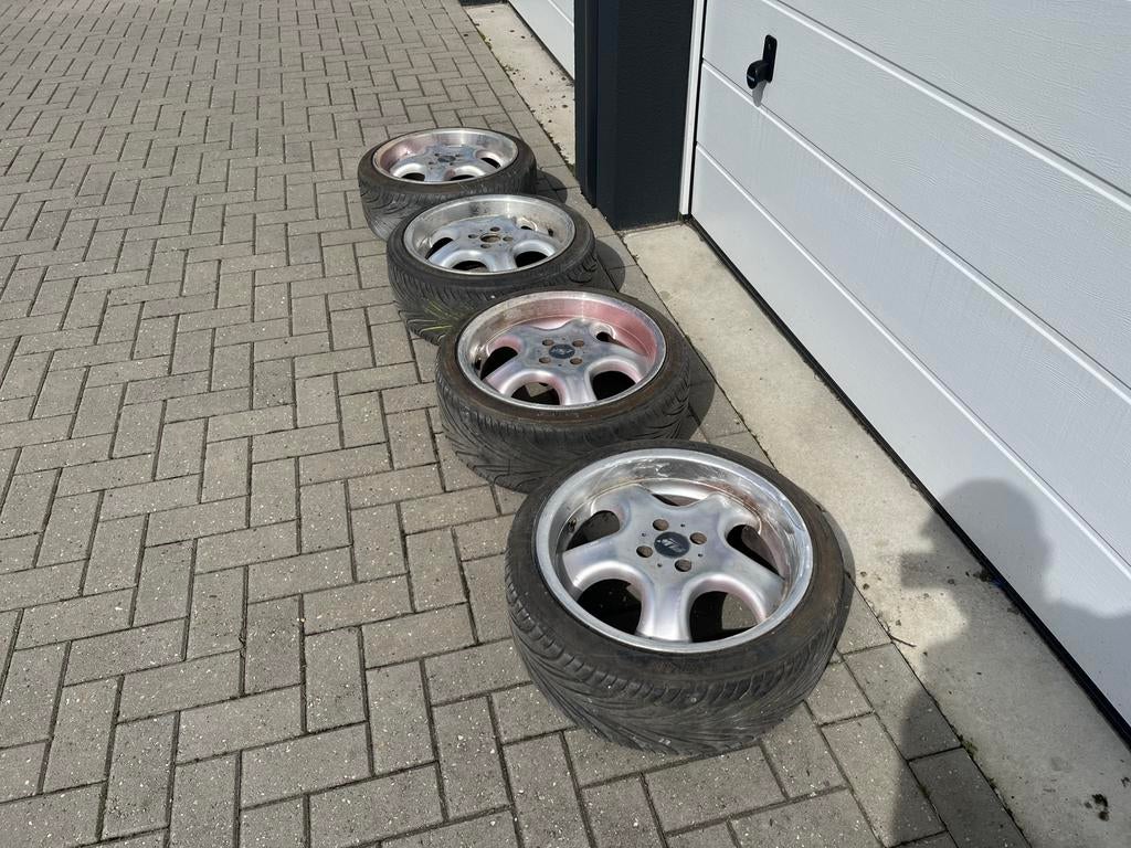 Setje 17 inch 4x100 plw velgen 8j et35, Ophalen, Zo goed als nieuw, Overige typen