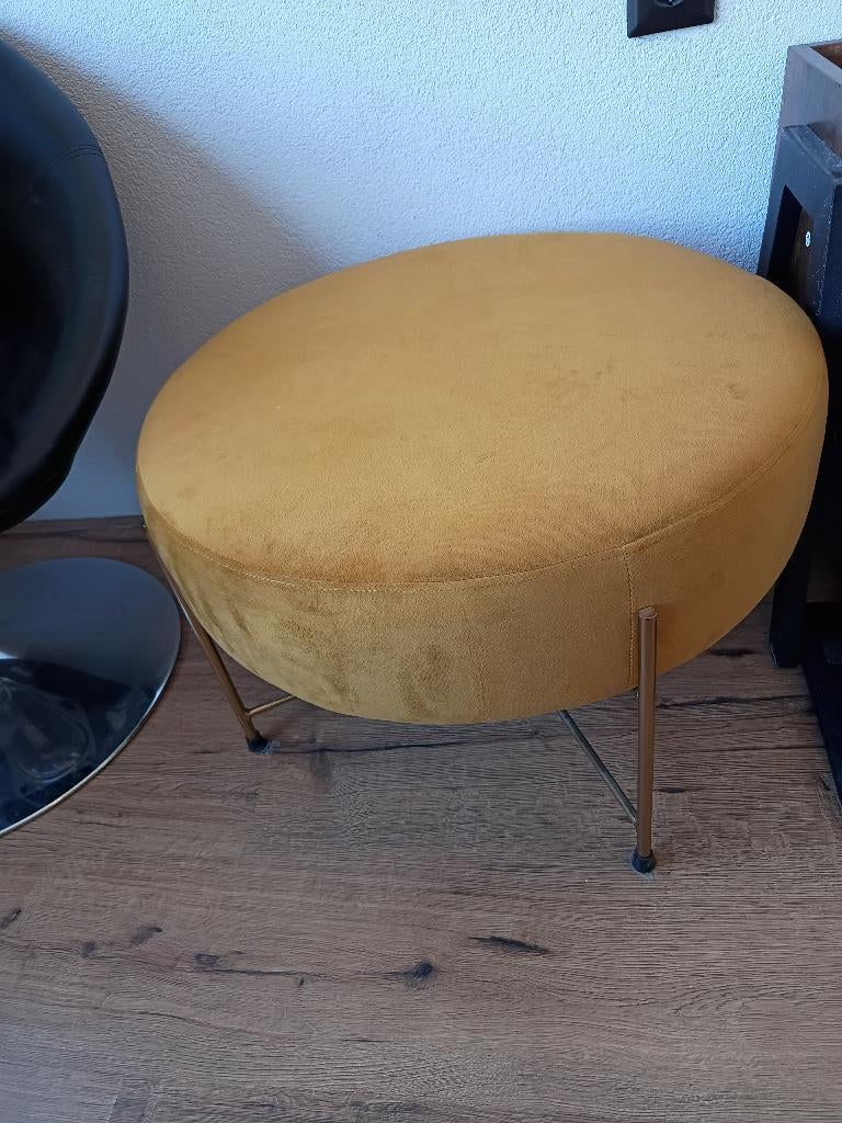 Gele poef, Huis en Inrichting, Ophalen, Minder dan 50 cm, Rond, Minder dan 50 cm