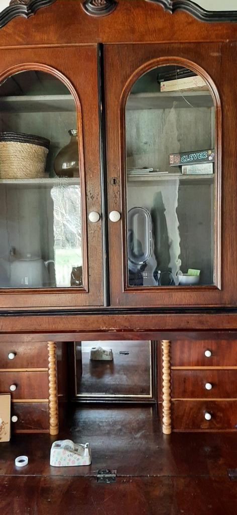 Secretaire kast uitklapbaar, Ophalen