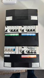 Groepenkast met 7 groepen B16 en een kookgroep, Ophalen of Verzenden, Zo goed als nieuw, Overige typen