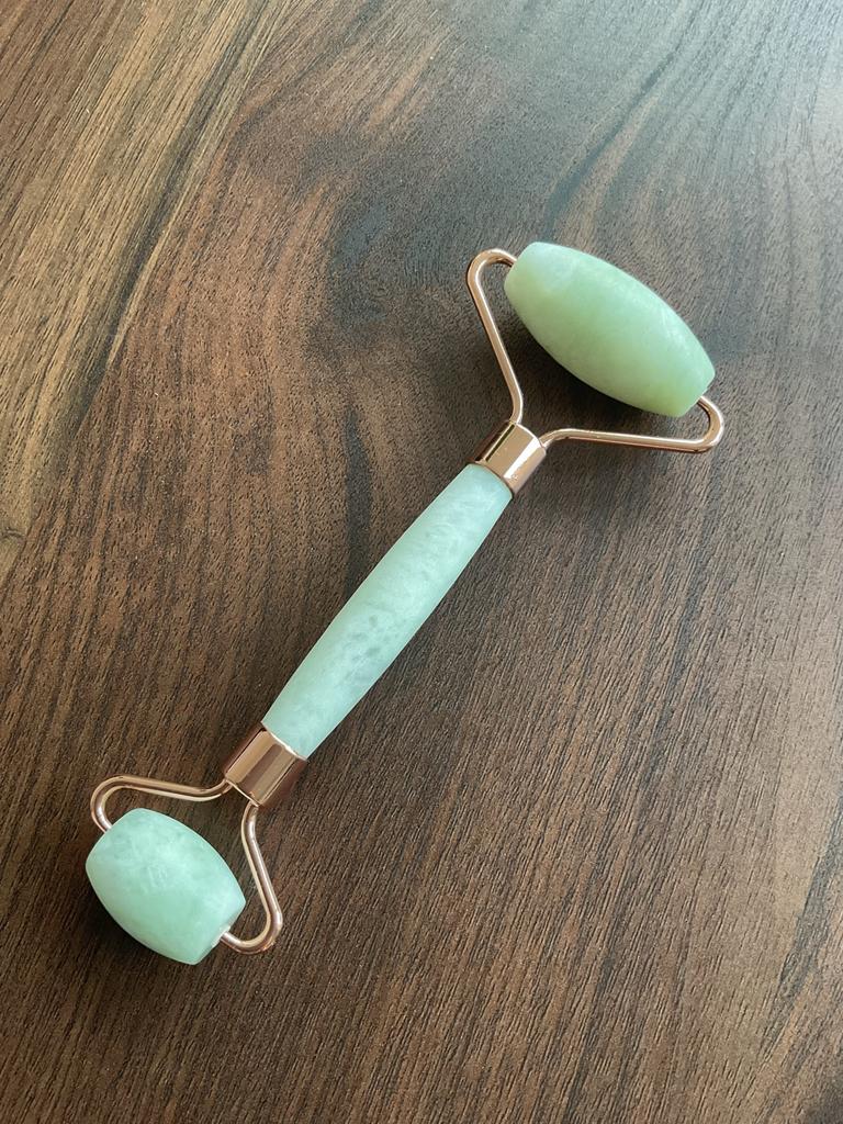 Jade Gezichtsroller - Nieuwstaat, Ophalen of Verzenden, Zo goed als nieuw, Gehele gezicht, Verzorging