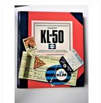 vlucht KL-50 logboek van 50 jaar vliegen- de vries uit 1969, Ophalen of Verzenden, Zo goed als nieuw, Leonard de vries