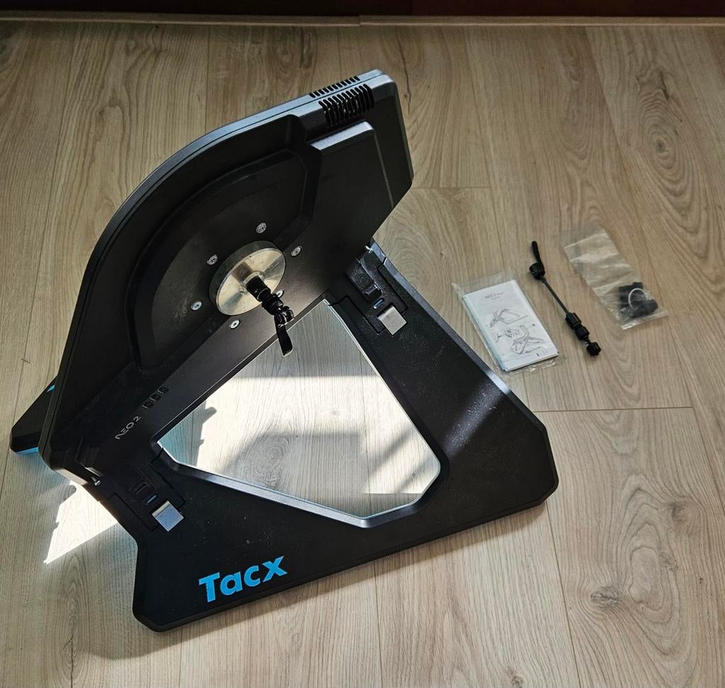 Direct Drive Trainer Tacx Neo, Overige materialen, Gebruikt, Ophalen of Verzenden, Benen