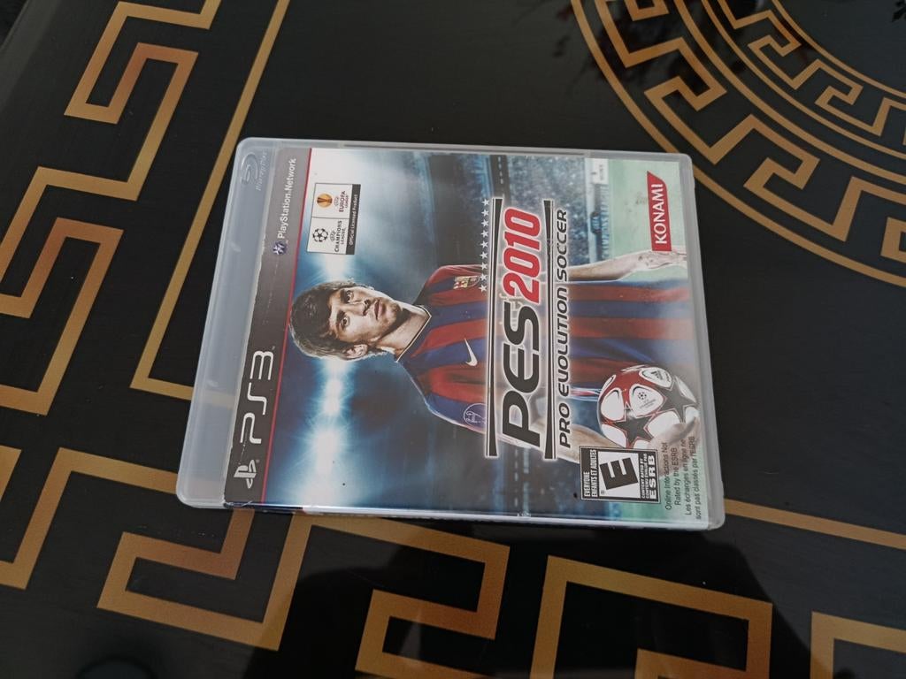 PES 2010 Pro Evolution Soccer PS3 - Zo goed als nieuw, Ophalen, Online, 2 spelers, Zo goed als nieuw