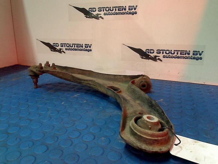 Draagarm Rechts Voor Skoda Citigo (2011-10/2019-08), Auto-onderdelen, Ophanging en Onderstel, Skoda, Gebruikt