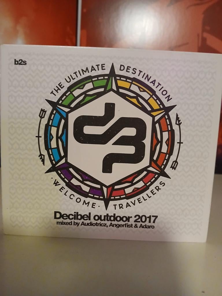 Decibel Outdoor 2017, Cd's en Dvd's, Ophalen of Verzenden, Zo goed als nieuw