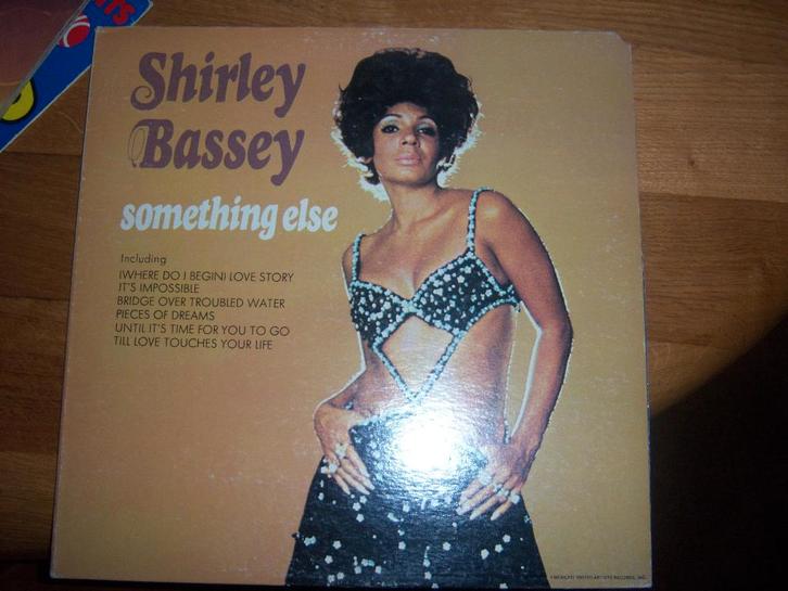 LP - Shirley Bassey - Something else, Cd's en Dvd's, Vinyl | R&B en Soul, Gebruikt, Soul of Nu Soul, 1970 - 1979, Ophalen of Verzenden