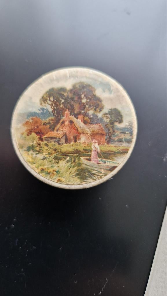 Antiek doosje 5cm met landschap en juwelierslabel Utrecht, Ophalen of Verzenden