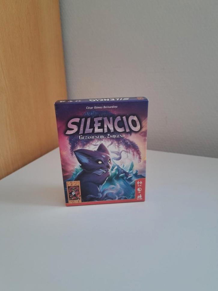 Silencio 999games kaartspel, Hobby en Vrije tijd, Gezelschapsspellen | Kaartspellen, Ophalen of Verzenden