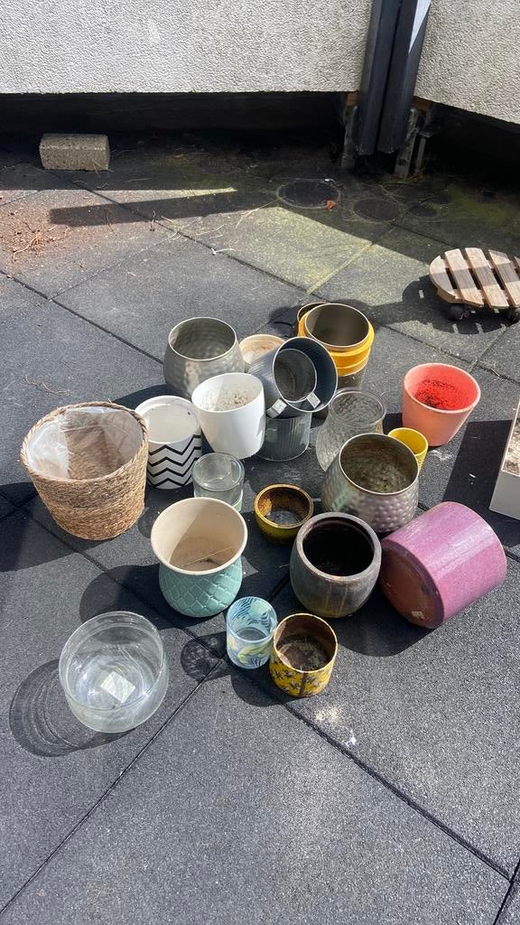 Gratis verschillende plantenpotjes, Tuin en Terras, Bloempotten, Ophalen, Rond, Zo goed als nieuw, Aardewerk