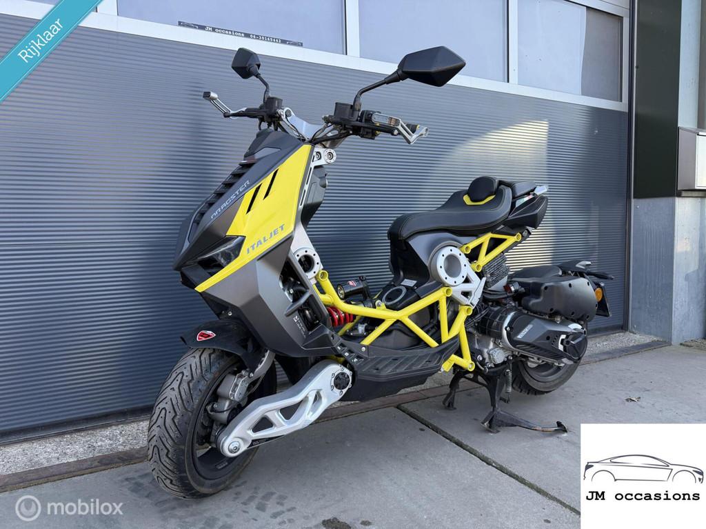 Italjet Dragster 200cc|4-Takt|Akrapovic|Malossi vario|, Italie, 181 cc, Italjet@hotmail.com, Bedrijf