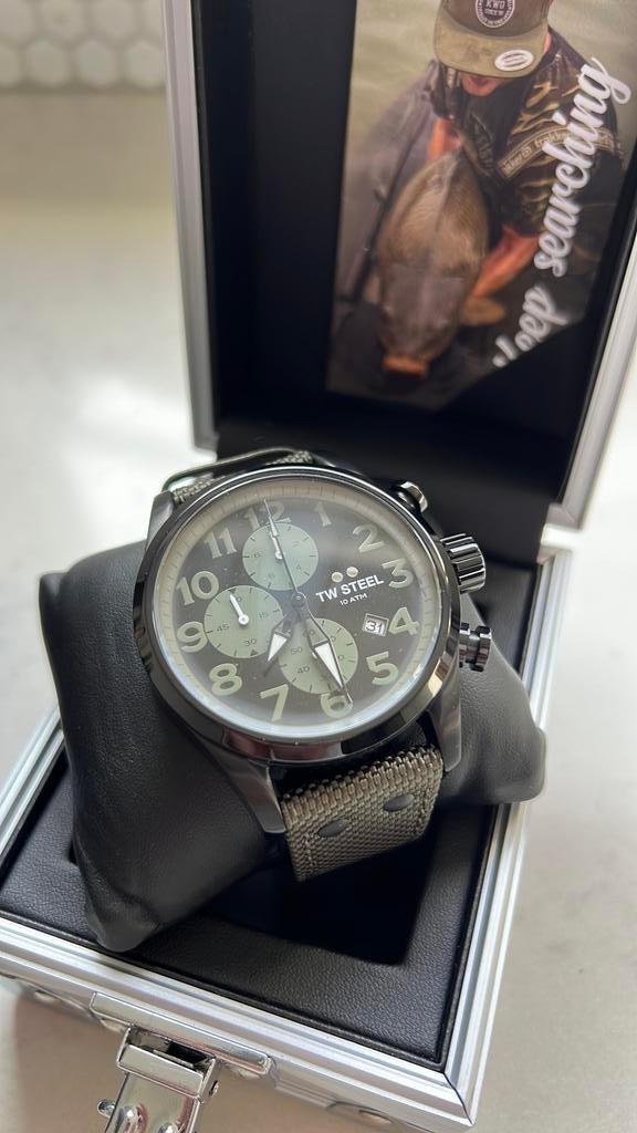 TW STEEL x KWO horloge 20th anniversary special edition, Watersport en Boten, Hengelsport | Karpervissen, Ophalen of Verzenden