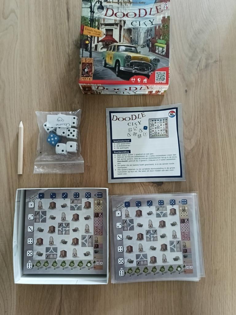 Doodle city, Ophalen of Verzenden, Zo goed als nieuw