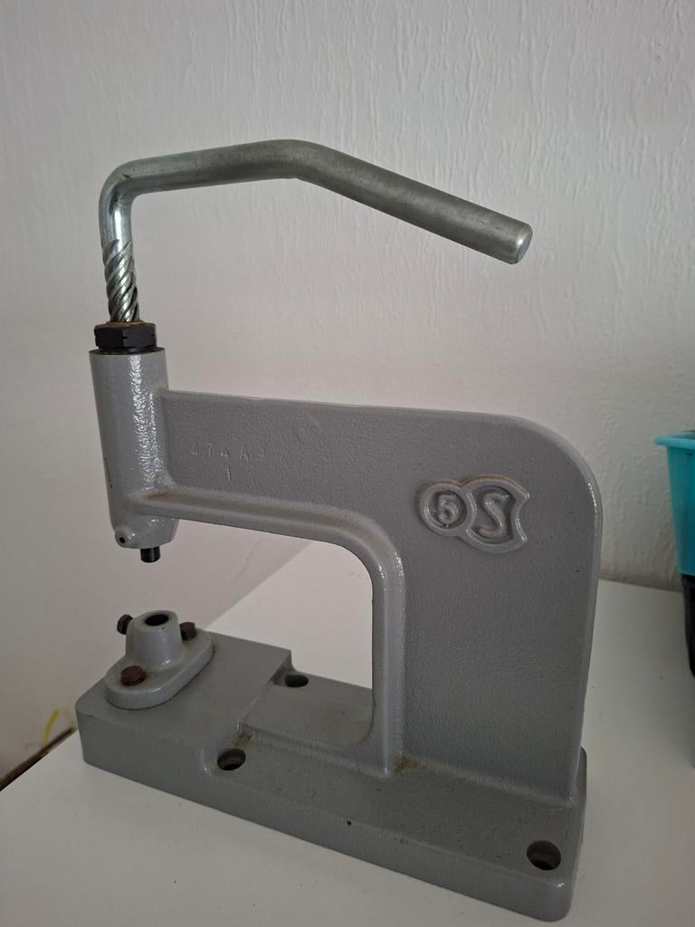 Spindelmachine nummer 5 - Robuuste handpers, Ophalen of Verzenden, Gebruikt