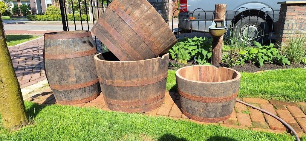 Wijnvaten whiskyvaten bloembak, Tuin en Terras, Bloembakken en Plantenbakken, Hout, Rond, Ophalen of Verzenden