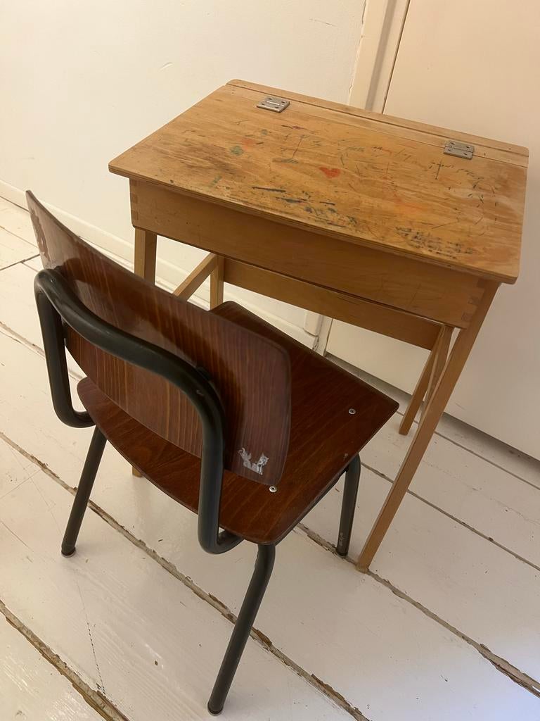 Vintage houten schoolbankje en stoel, Antiek en Kunst, Ophalen