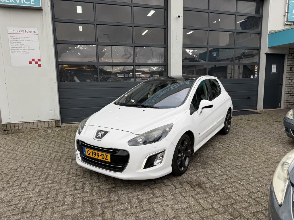 Peugeot 308 1.6 THP GTi (bj 2012), Voorwielaandrijving, Gebruikt, 4 cilinders, Wit