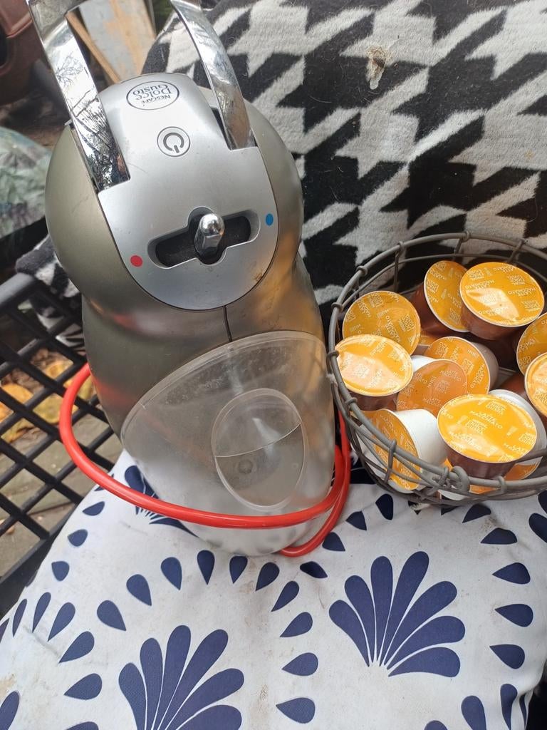 Dolce Gusto koffiezetter, Witgoed en Apparatuur, Koffiezetapparaten, Ophalen