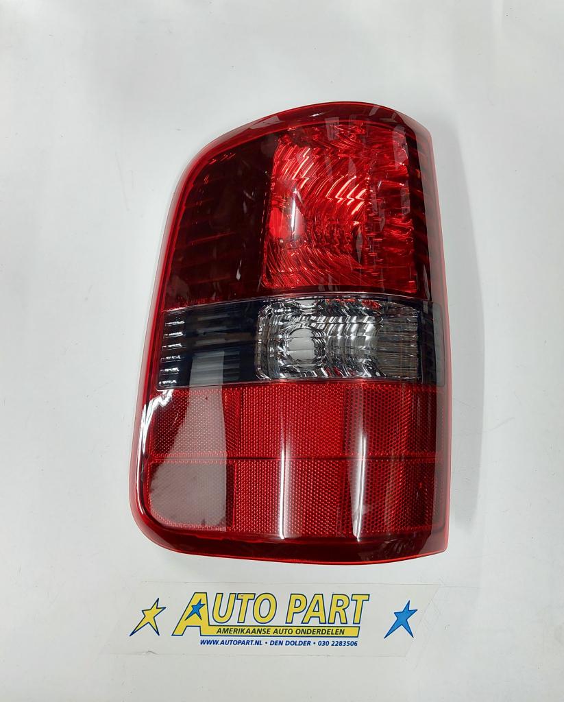 Ford F150 Harley Davidson achterlicht 2006-2008, Dorman, Ford USA, Nieuw, Ophalen of Verzenden
