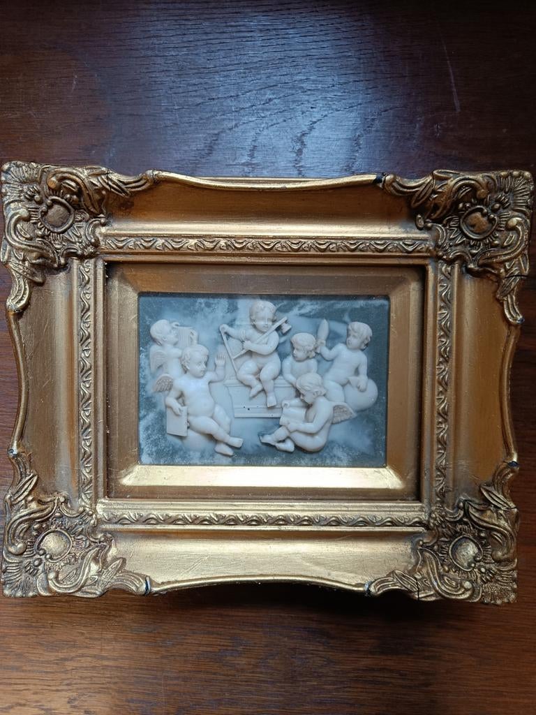 Schilderij bas reliëf met engeltjes., Antiek en Kunst, Ophalen of Verzenden